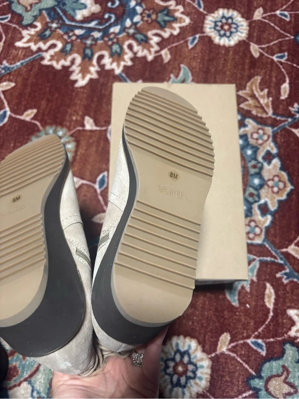 Earth Calia Round Toe Casual Wedge Ankle Booties size 9 brand new